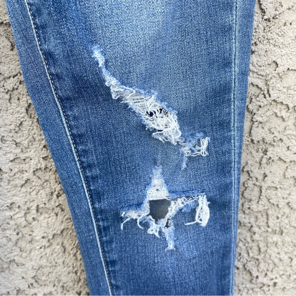 ARTICLES OF SOCIETY Distressed Skinny Jeans - Picture 11 of 12